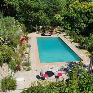 bastide-saint-georges.fr-provencehotel.com/