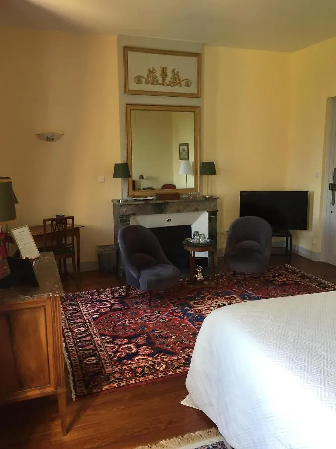Chateau De Colombier Saint-Julien  Holiday home