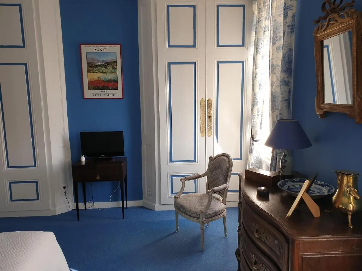 Holiday home Chateau De Colombier Saint-Julien