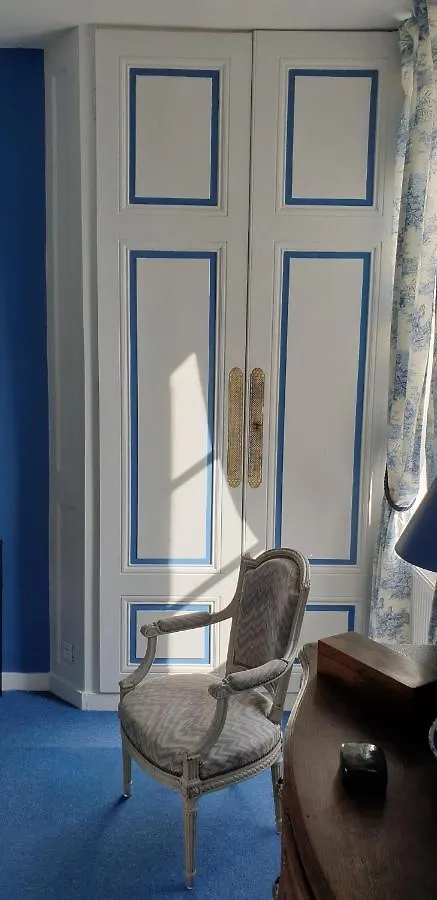 Holiday home Chateau De Colombier Saint-Julien